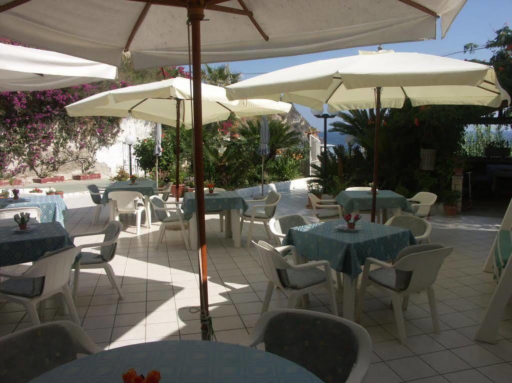 Hotel Villa Bina Sant'Angelo  外观 照片